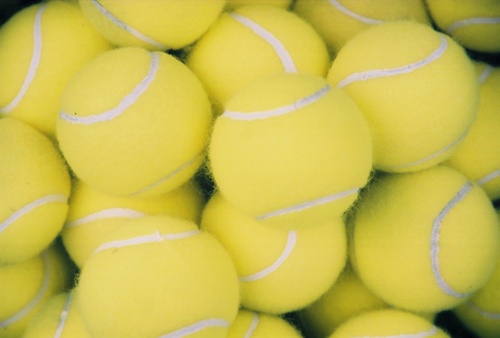 tenisz labda 30 évforduló ajándék ötlet