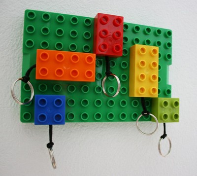 LEGO kulcstartó és kulcstartó tábla